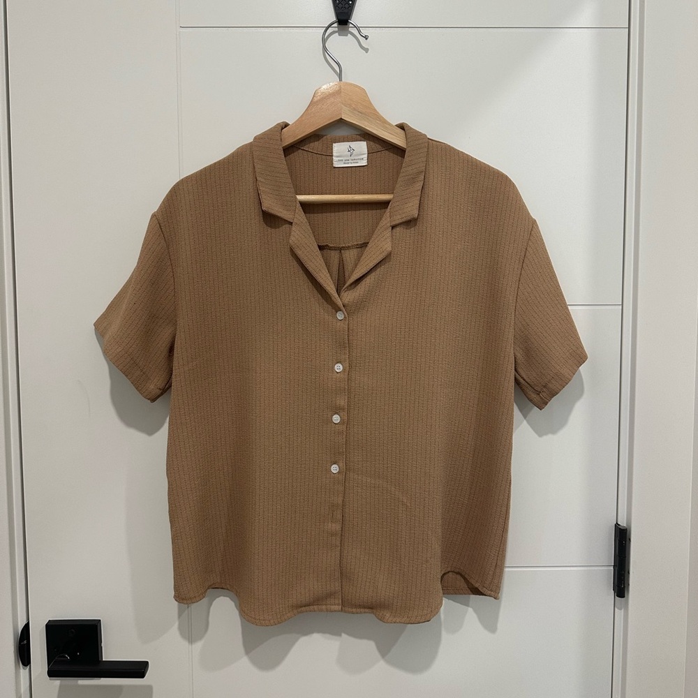 striped short sleeve blouse
